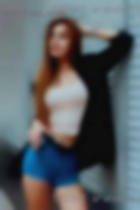 arahDahlke1966 self nudes from